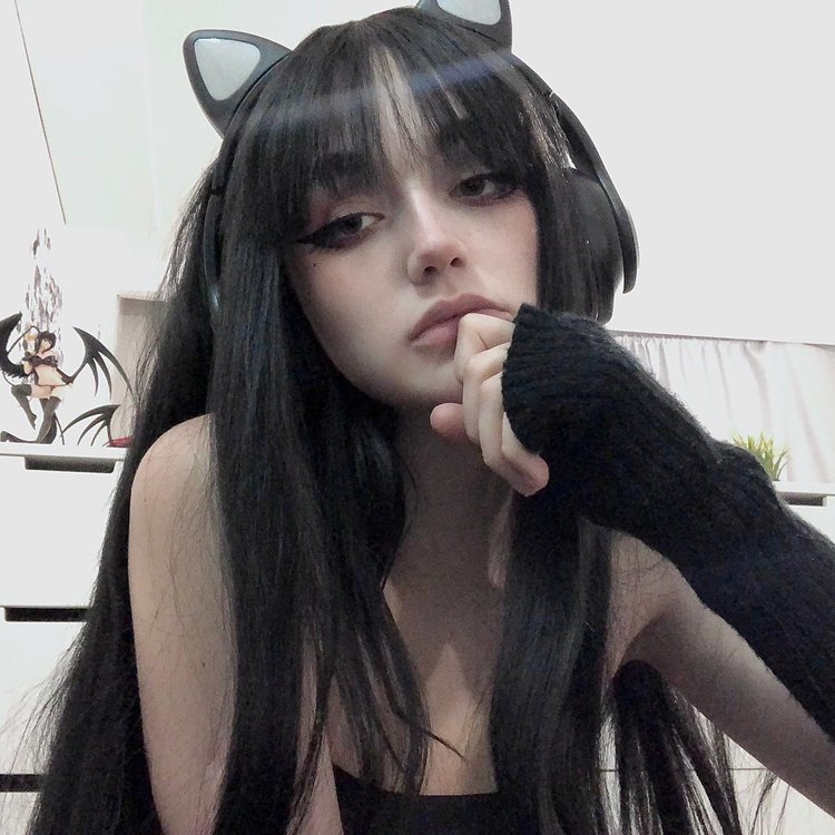 Lauranvickers. Shawtyshaww фото. Shawawaww. Liza sharwti. Liza sharwti.