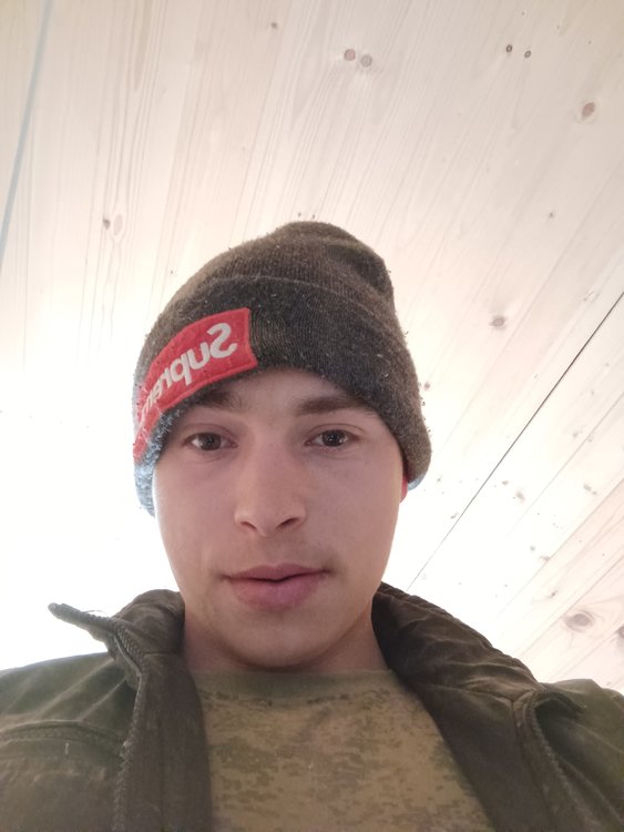 Толя 25 лет. Толя 25 лет