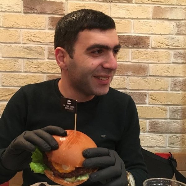Hayk sargsyan. Айк Саргсян. Айк Саргсян Кыштым. Айк Саргсян Ярославль. Айк Саргсян секретный миллионер.