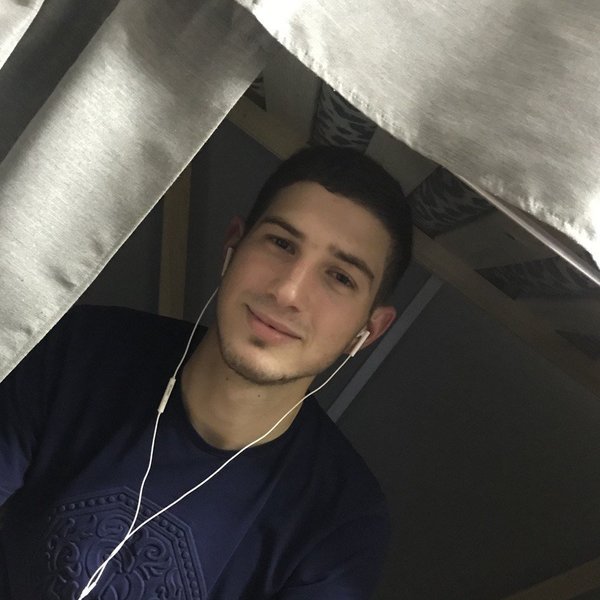Юсуф 23. Далер юсуф. ивановские парни.