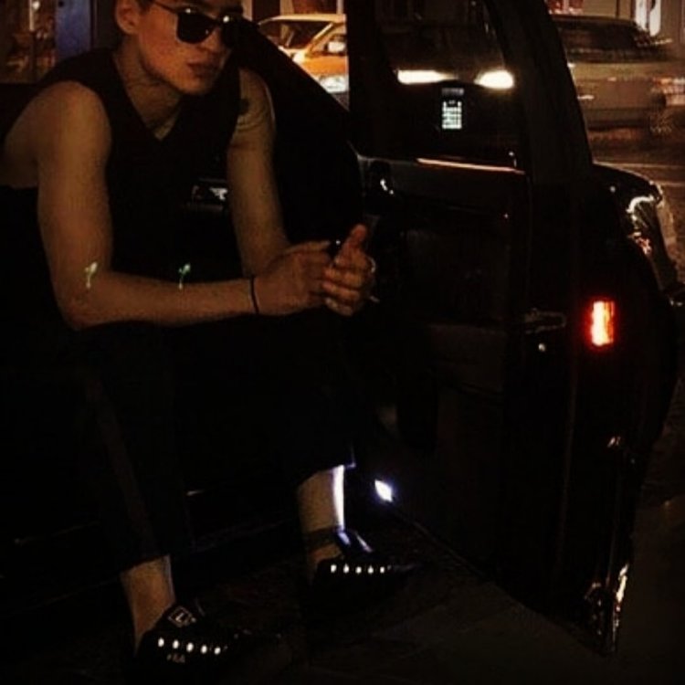 Archi рэпер. Staffорд63 блоггер. Картинка внутри текста. Приносила много кайфа я не просил. Арчи 63.