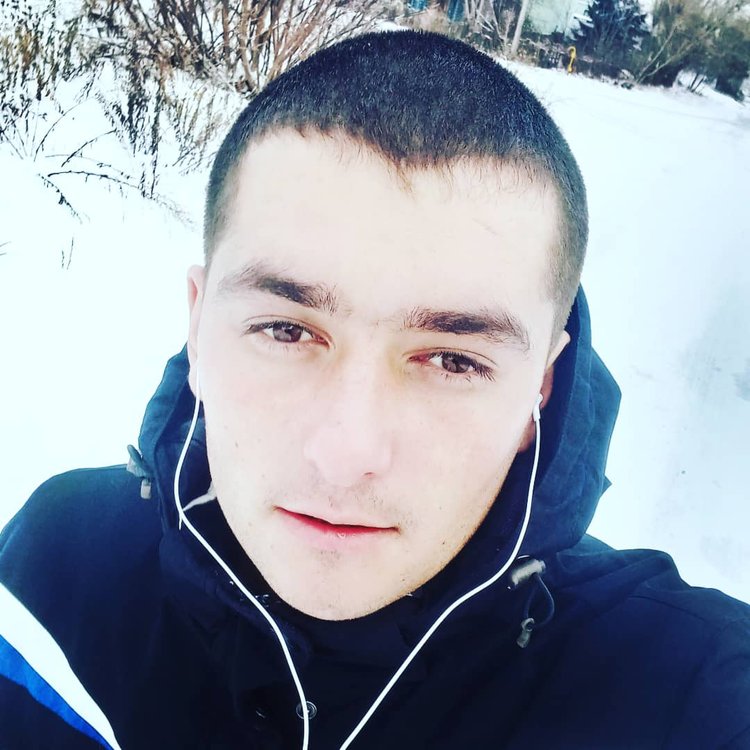 Мужчины бийск. Парней из Бийска.