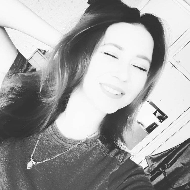 Ди самара баду. Мамба di 22. Адиля валеева слив. Ди 22 года. Ди 22 года.