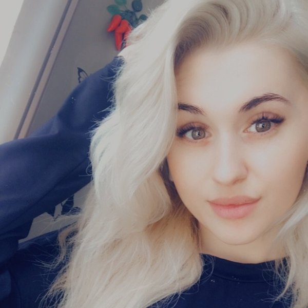 Хасавюрт девушки. Хасавюртовские девушки. Хасавюрт девочки. Мадина игидова хасавюрт. Хасавюртовские девушки.