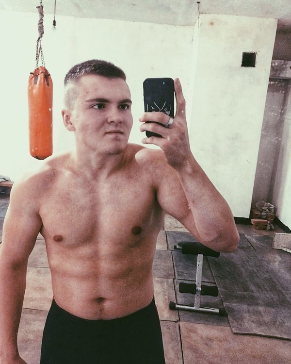 мойка line maxim 80 1127251. Maxim 20. Maxim 20. максим гончаров авангард. 11.